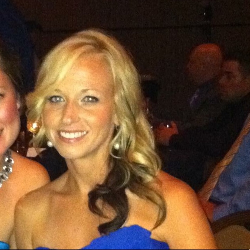 Meet your Posher, Corinne